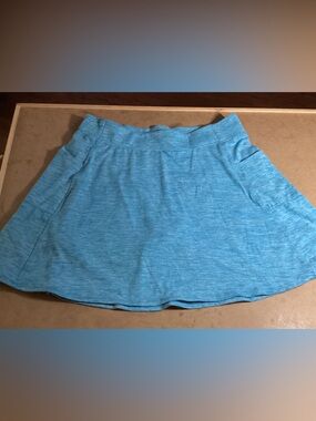 32 Degrees Light Blue Women's Athletic Skort. Large